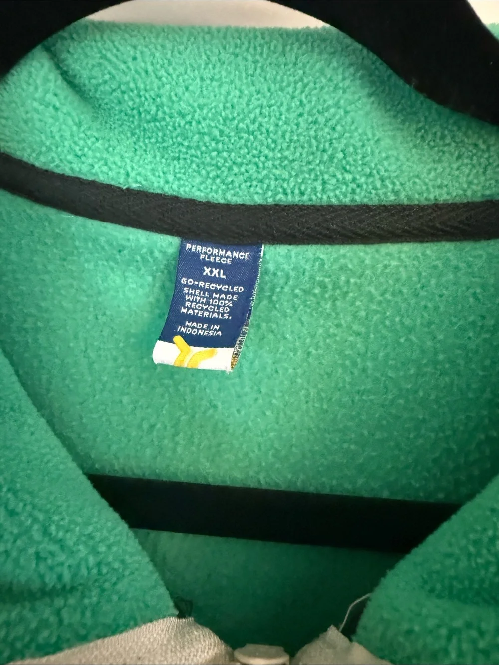 Old Navy Green and Black Fleece Pullover with Patch - Picture 3 of 7